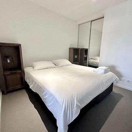 Skyline Apartments In Maribyrnong Melbourne City Exterior foto
