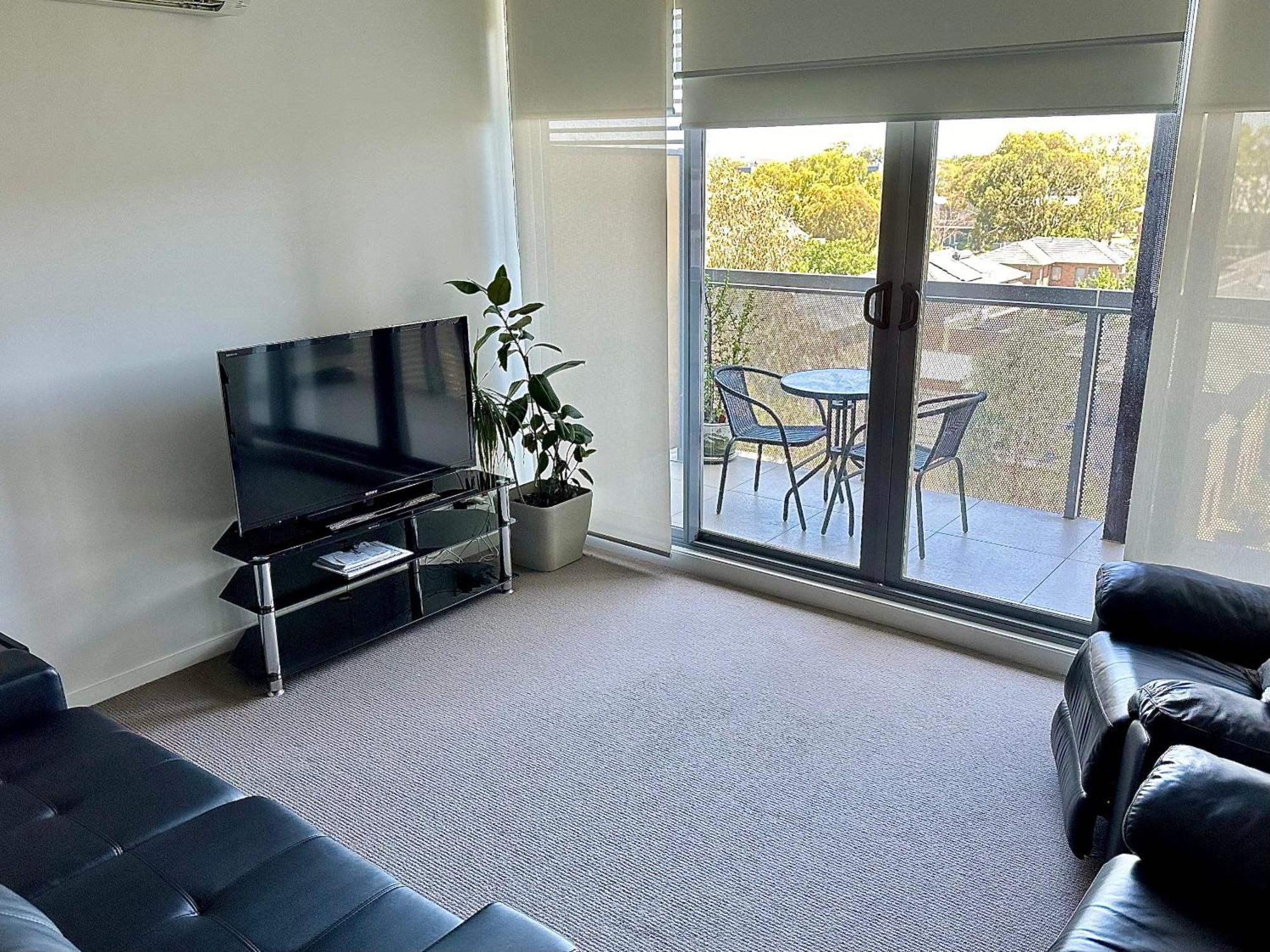 Skyline Apartments In Maribyrnong Melbourne City Exterior foto