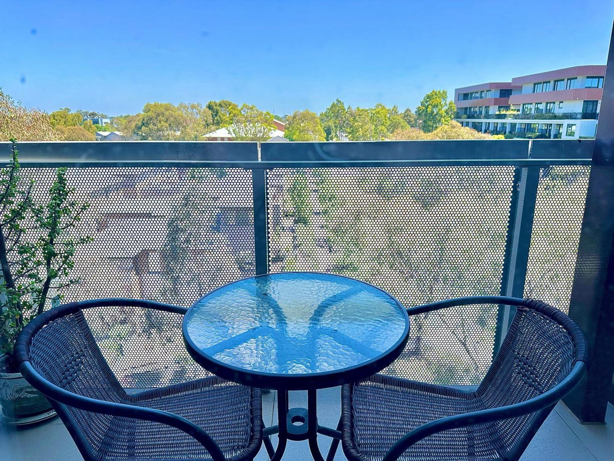 Skyline Apartments In Maribyrnong Melbourne City Exterior foto